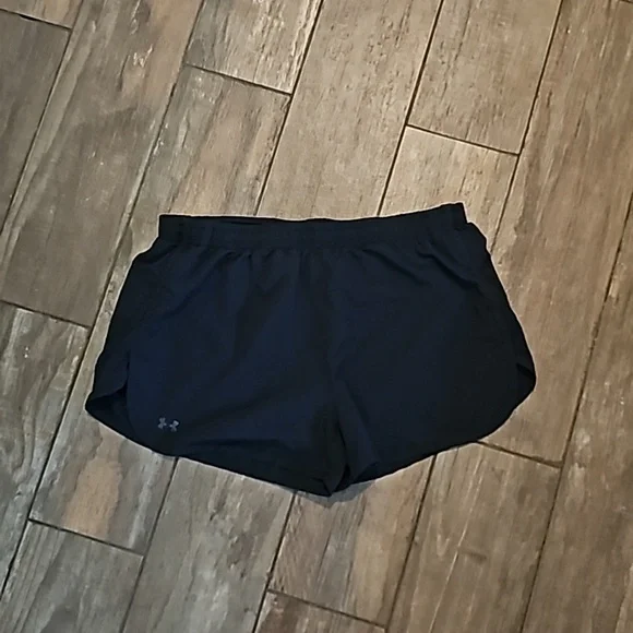 3 Nike and Under Armour shorts - Picture 6 of 6